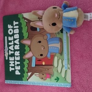Hallmark Itty Bitty Storybook The Tale Of Peter Rabbit With Plush Figure